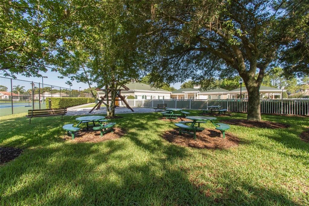 待售: $489,999 (4 贝兹, 2 浴室, 2528 平方英尺)