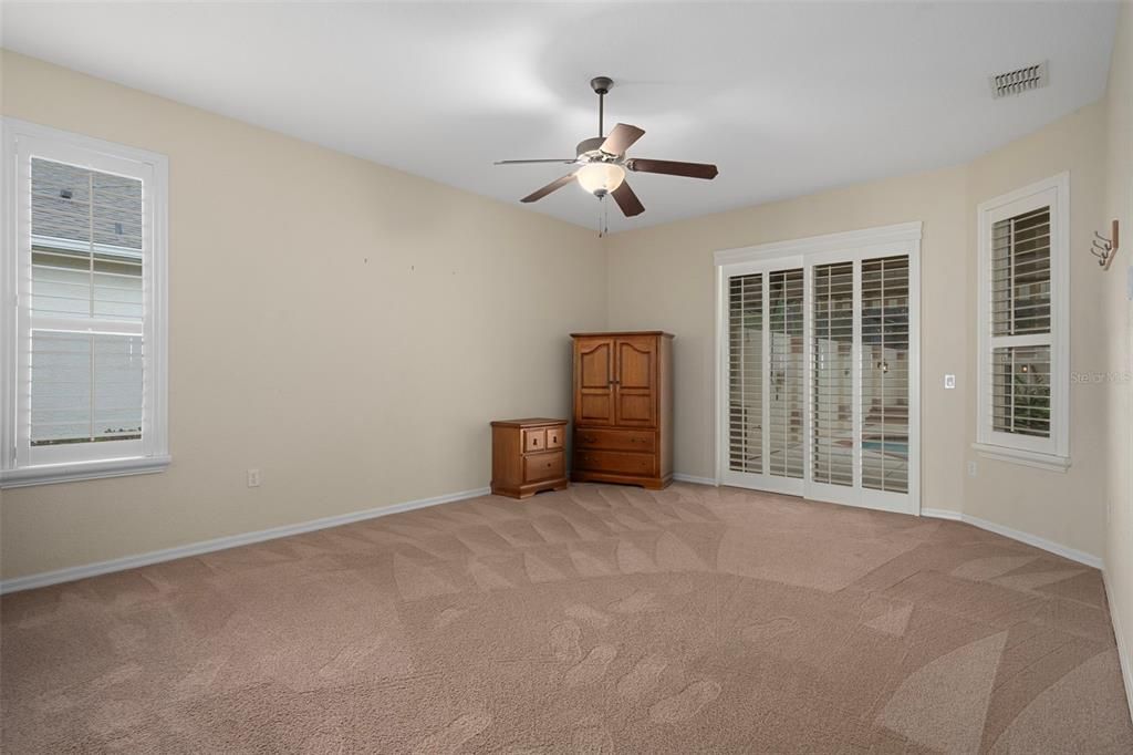 待售: $489,999 (4 贝兹, 2 浴室, 2528 平方英尺)