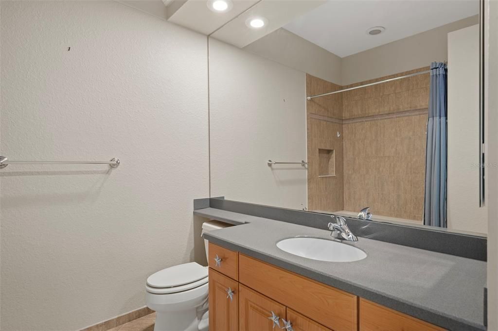 待售: $489,999 (4 贝兹, 2 浴室, 2528 平方英尺)