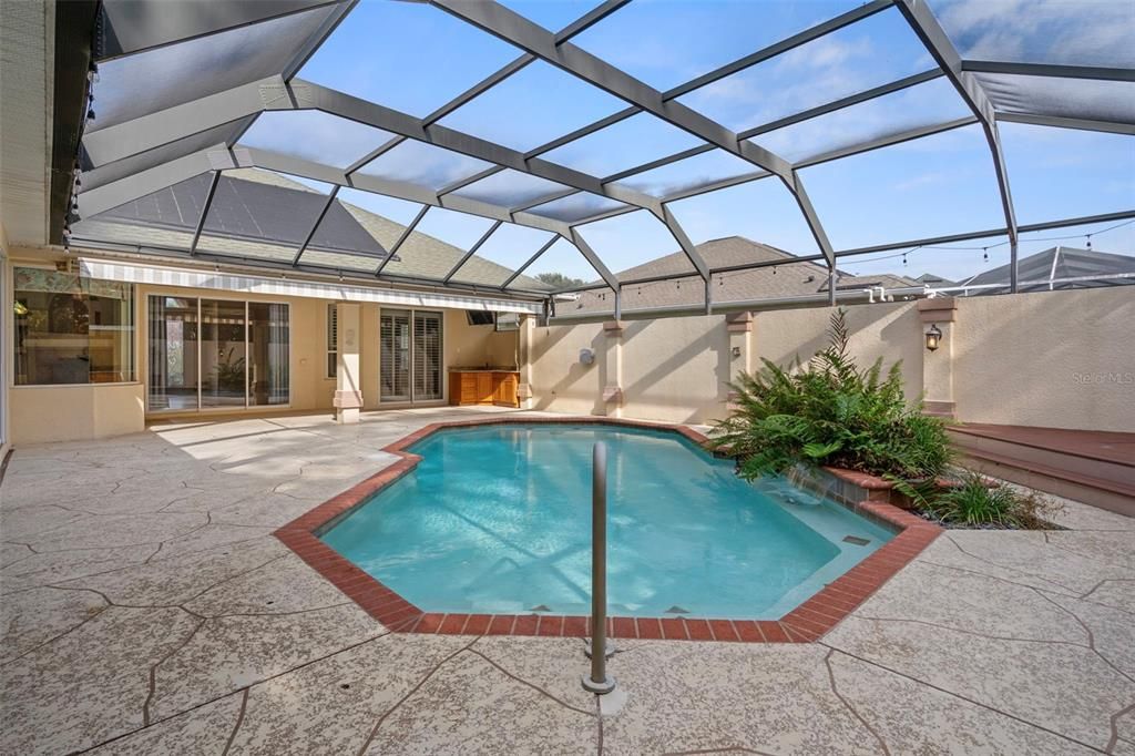 待售: $489,999 (4 贝兹, 2 浴室, 2528 平方英尺)