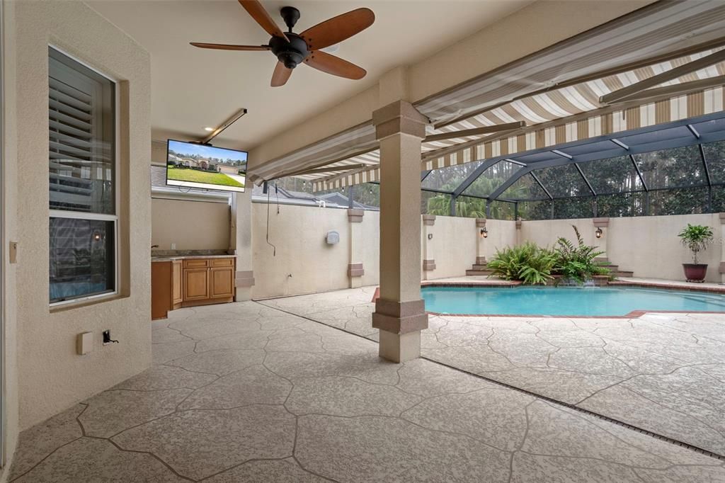 待售: $489,999 (4 贝兹, 2 浴室, 2528 平方英尺)