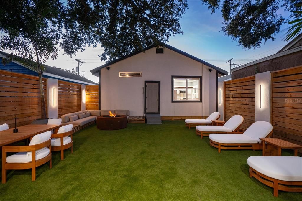 待售: $575,000 (3 贝兹, 2 浴室, 1269 平方英尺)