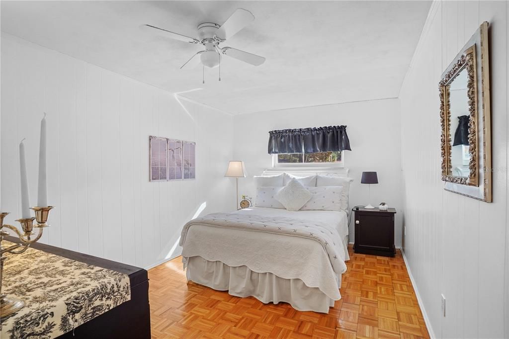 For Sale: $550,000 (4 beds, 3 baths, 2537 Square Feet)