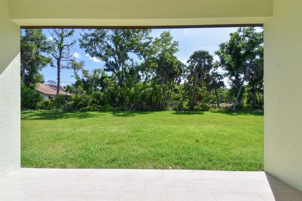 出租: $2,300 (3 贝兹, 2 浴室, 2200 平方英尺)