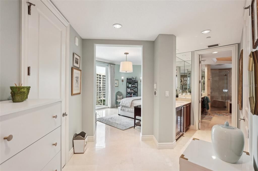 На продажу: $2,799,000 (3 спален, 3 ванн, 2936 Квадратных фут)