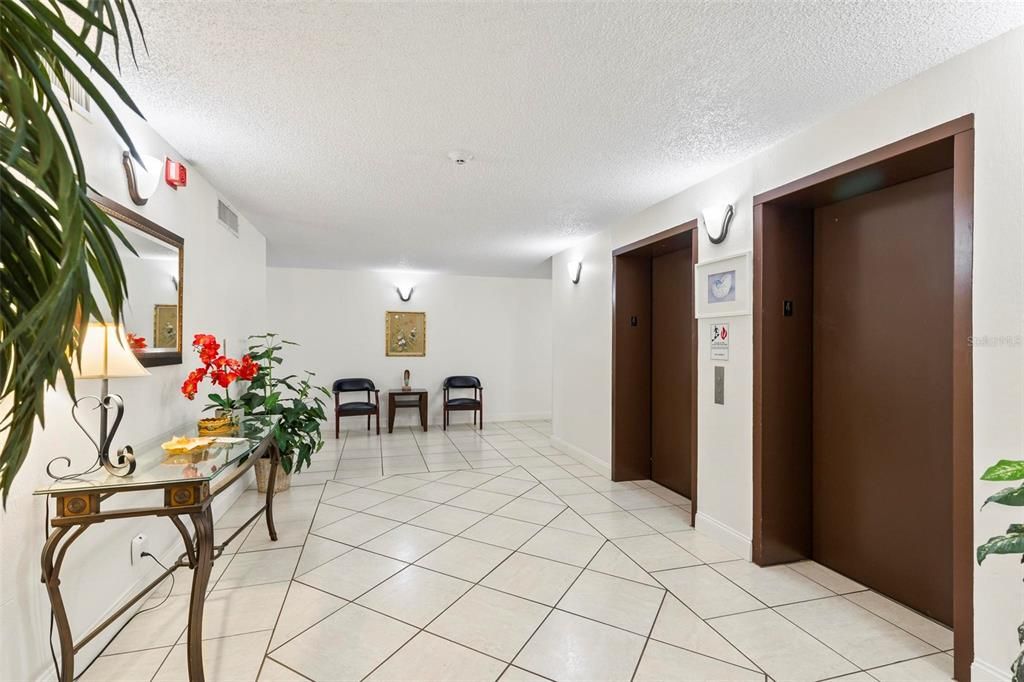 В аренду: $2,450 (2 спален, 2 ванн, 1358 Квадратных фут)