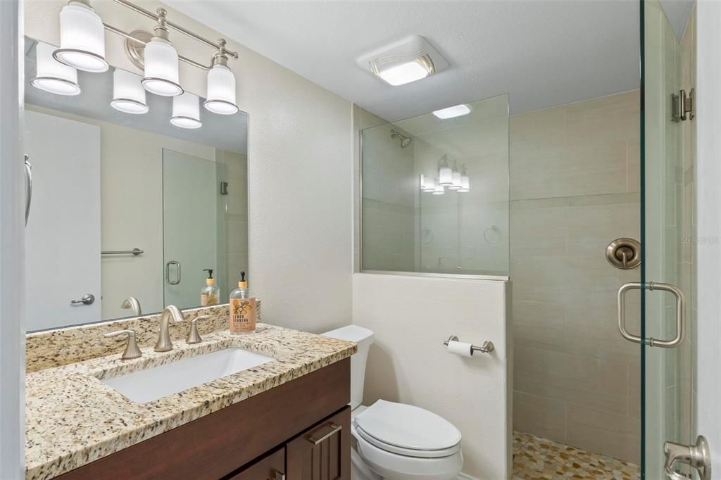 В аренду: $2,450 (2 спален, 2 ванн, 1358 Квадратных фут)