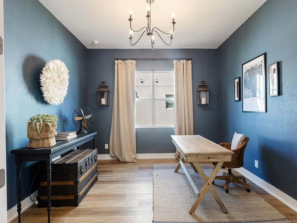 En Venta: $899,000 (3 camas, 2 baños, 2292 Pies cuadrados)