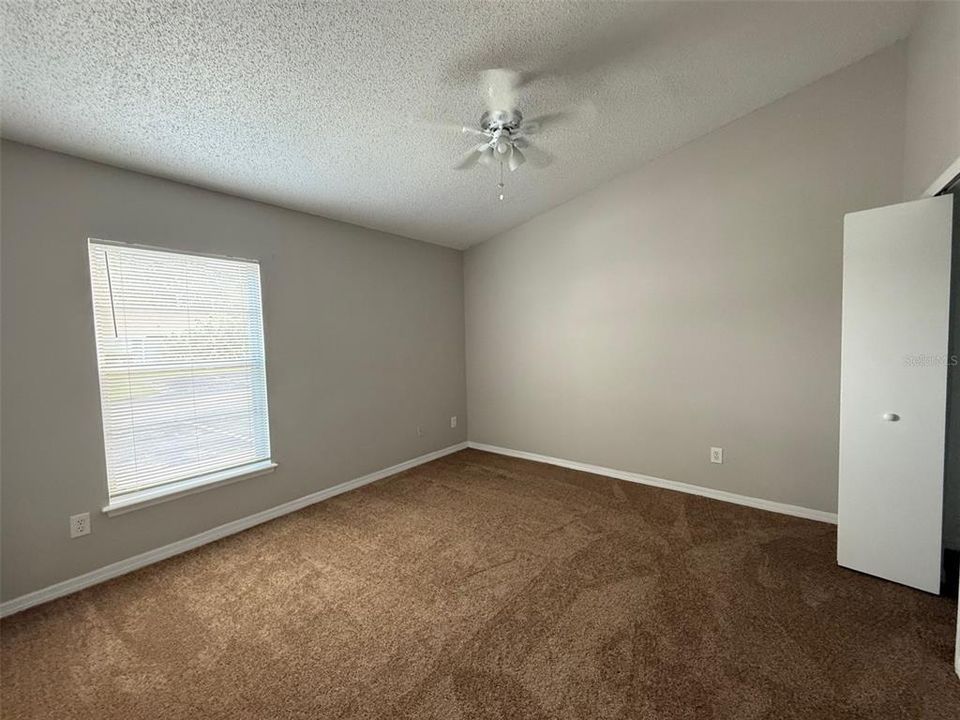 For Rent: $1,695 (3 beds, 2 baths, 1101 Square Feet)