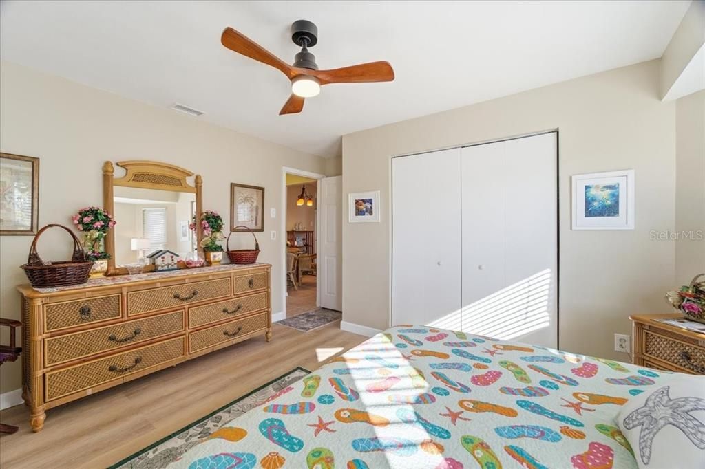 待售: $455,000 (3 贝兹, 2 浴室, 1693 平方英尺)