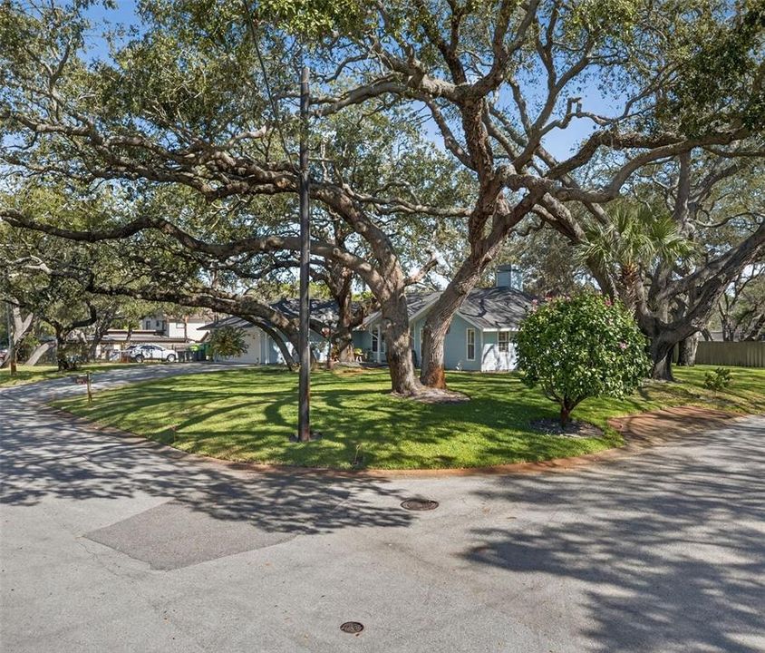 For Sale: $755,555 (4 beds, 3 baths, 2116 Square Feet)