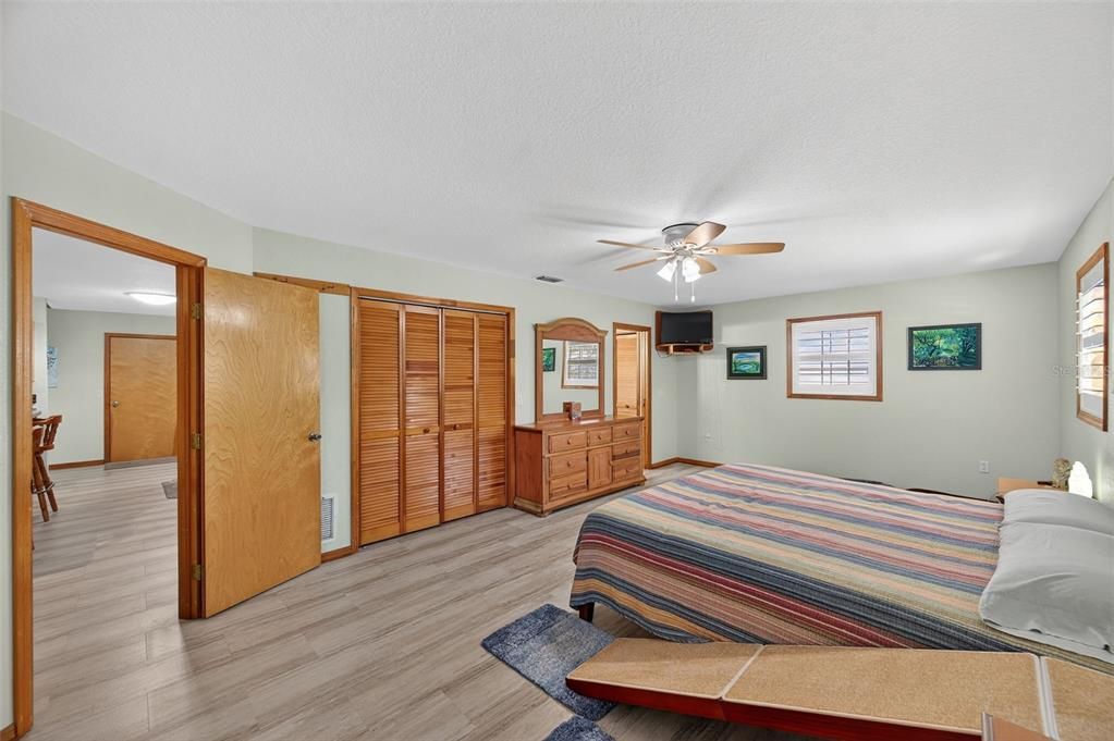 For Sale: $755,555 (4 beds, 3 baths, 2116 Square Feet)