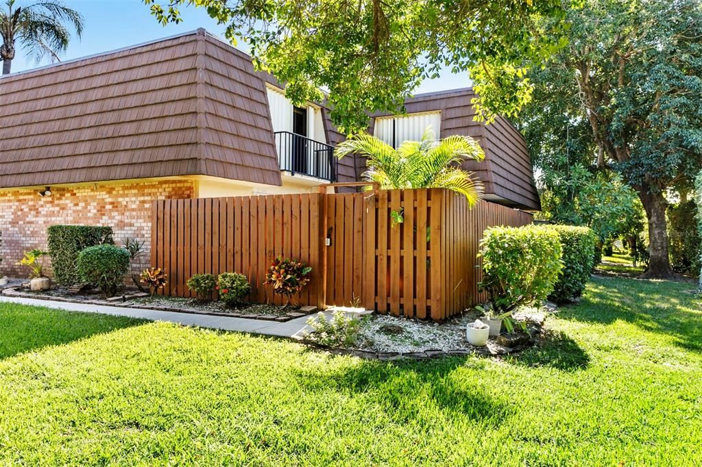 En Venta: $280,000 (2 camas, 2 baños, 1302 Pies cuadrados)