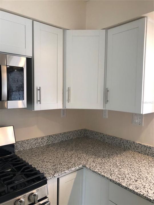 En Renta: $1,750 (3 camas, 2 baños, 1704 Pies cuadrados)