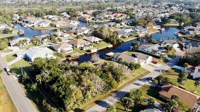 待售: $275,000 (0.17 acres)