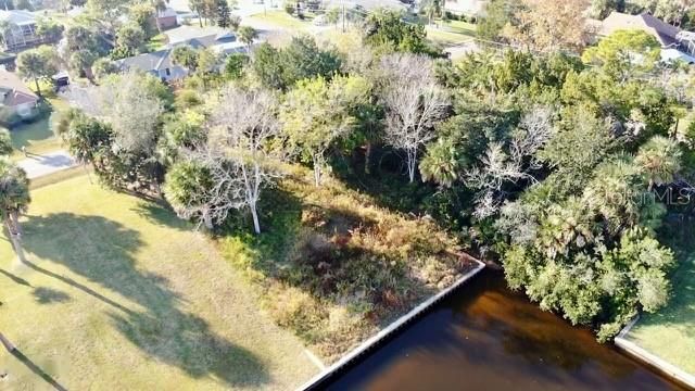 待售: $275,000 (0.17 acres)