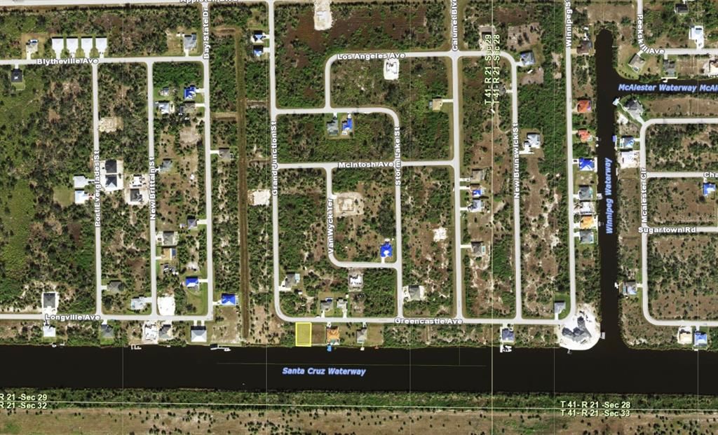 待售: $260,000 (0.23 acres)