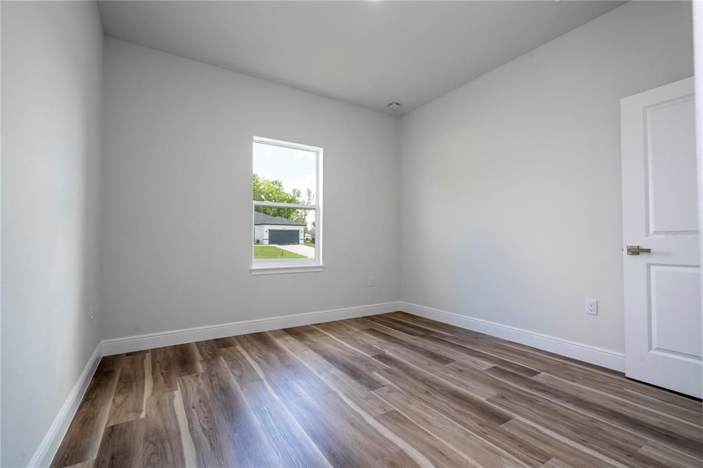 На продажу: $334,890 (4 спален, 3 ванн, 1952 Квадратных фут)