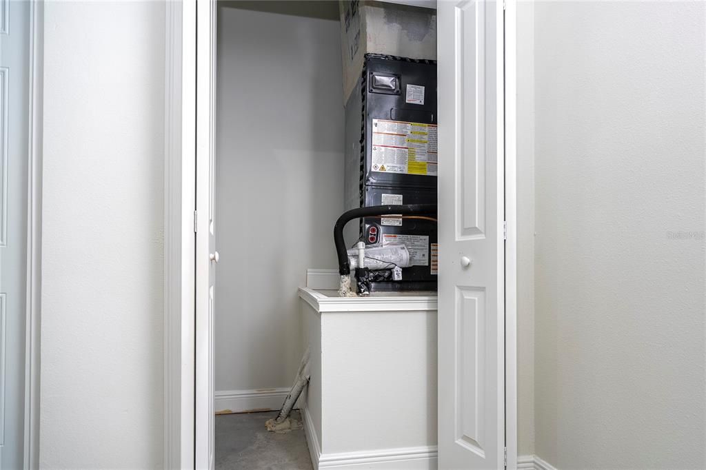 На продажу: $334,890 (4 спален, 3 ванн, 1952 Квадратных фут)