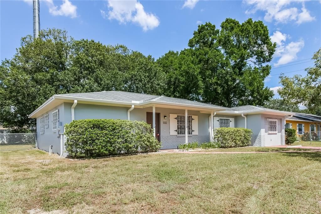 For Rent: $2,120 (3 beds, 2 baths, 1650 Square Feet)