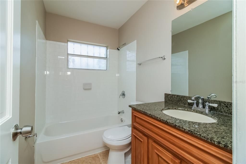 For Rent: $2,120 (3 beds, 2 baths, 1650 Square Feet)