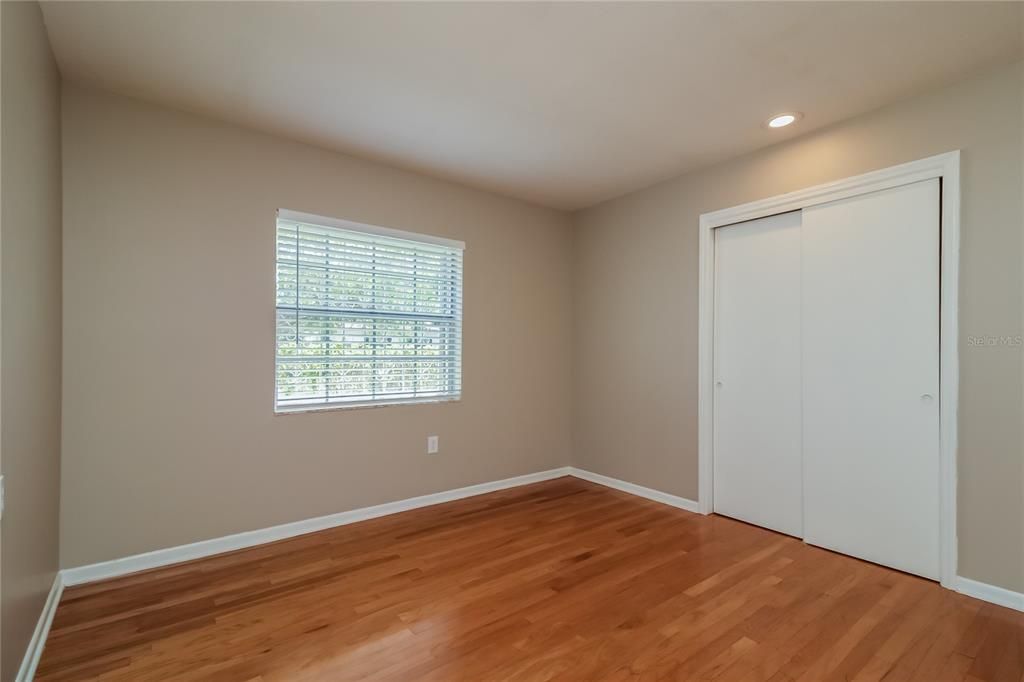 For Rent: $2,120 (3 beds, 2 baths, 1650 Square Feet)