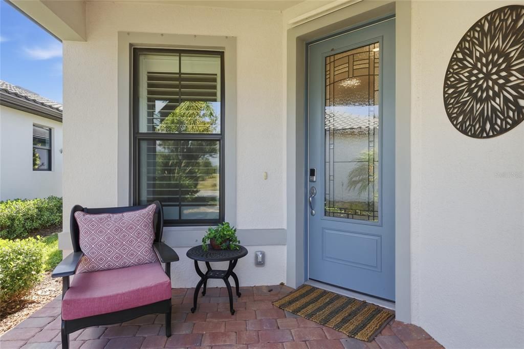 Под контрактом: $499,900 (2 спален, 2 ванн, 1405 Квадратных фут)