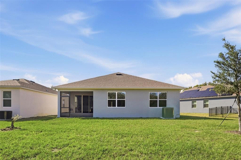 На продажу: $450,000 (4 спален, 2 ванн, 1938 Квадратных фут)