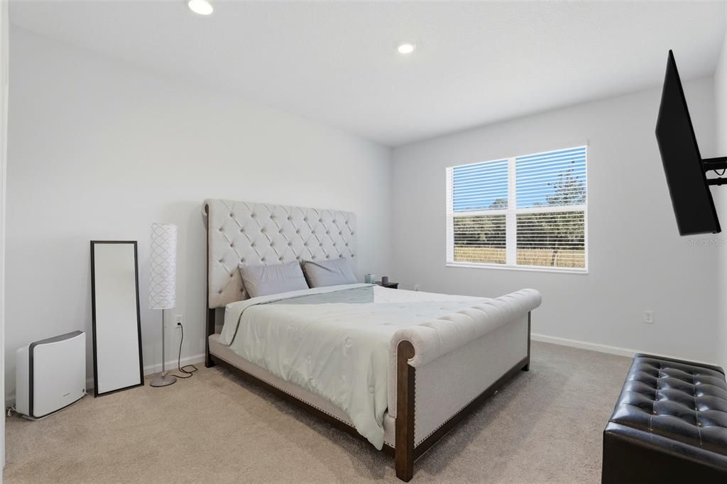 На продажу: $450,000 (4 спален, 2 ванн, 1938 Квадратных фут)