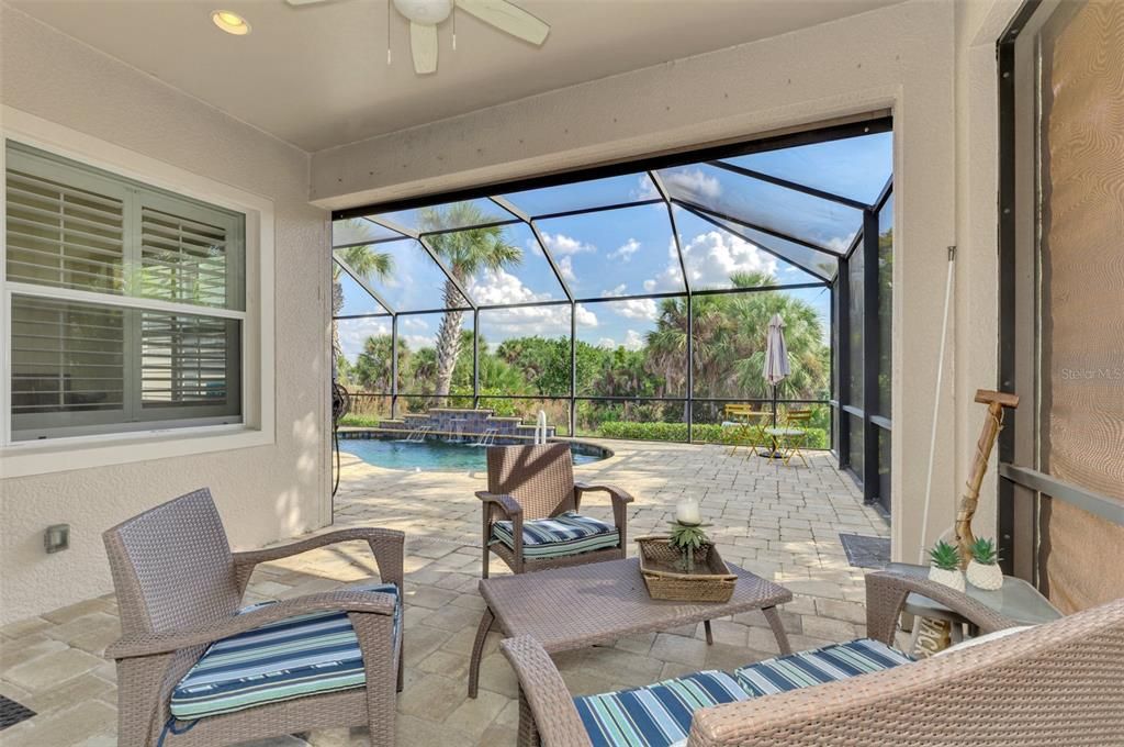 For Sale: $345,000 (2 beds, 2 baths, 1577 Square Feet)