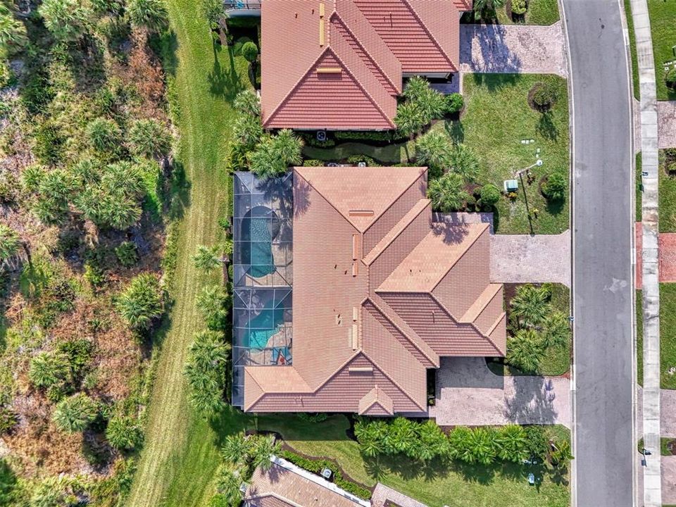 For Sale: $345,000 (2 beds, 2 baths, 1577 Square Feet)