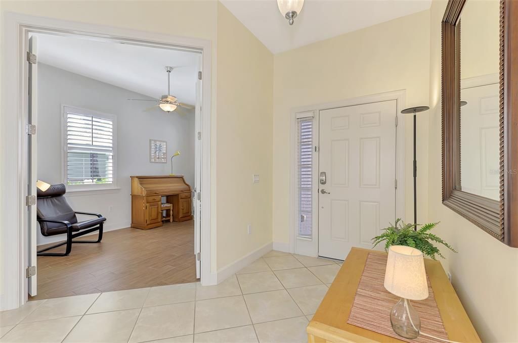 For Sale: $345,000 (2 beds, 2 baths, 1577 Square Feet)