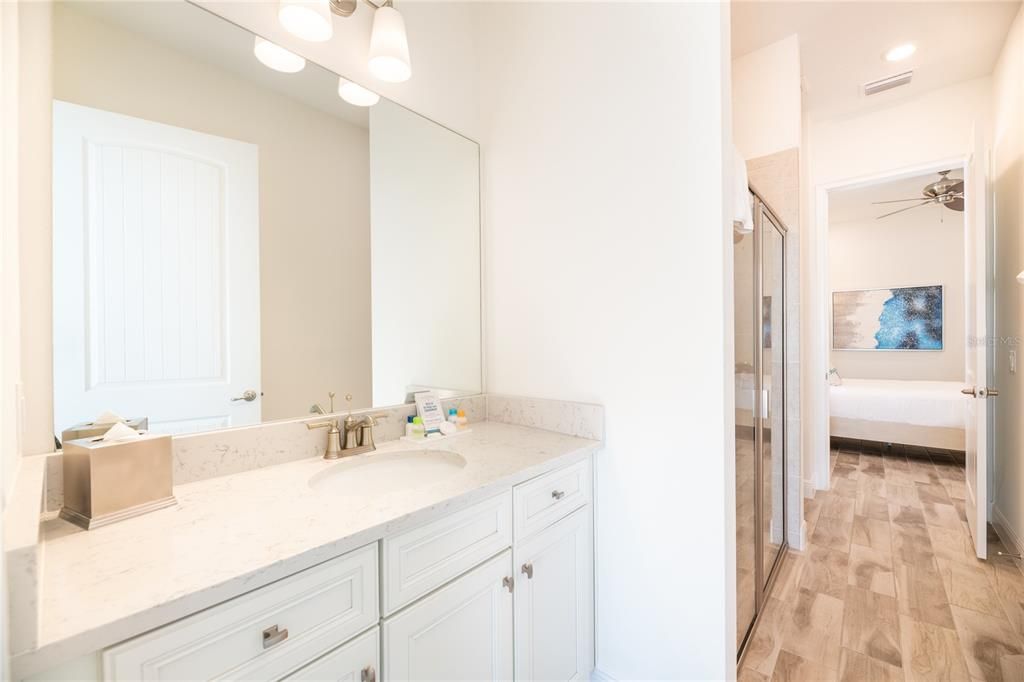 待售: $1,399,000 (6 贝兹, 6 浴室, 3563 平方英尺)