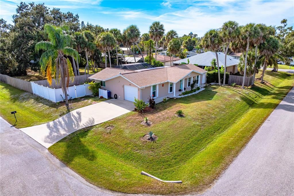 待售: $495,000 (2 贝兹, 2 浴室, 1140 平方英尺)