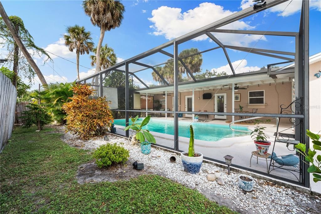 待售: $495,000 (2 贝兹, 2 浴室, 1140 平方英尺)