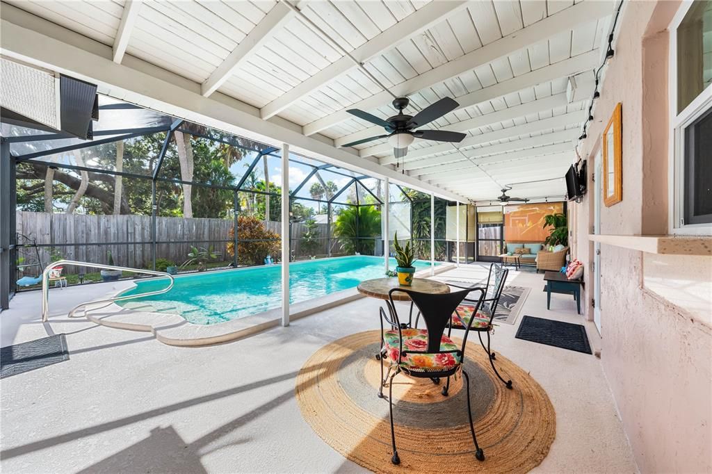 待售: $495,000 (2 贝兹, 2 浴室, 1140 平方英尺)