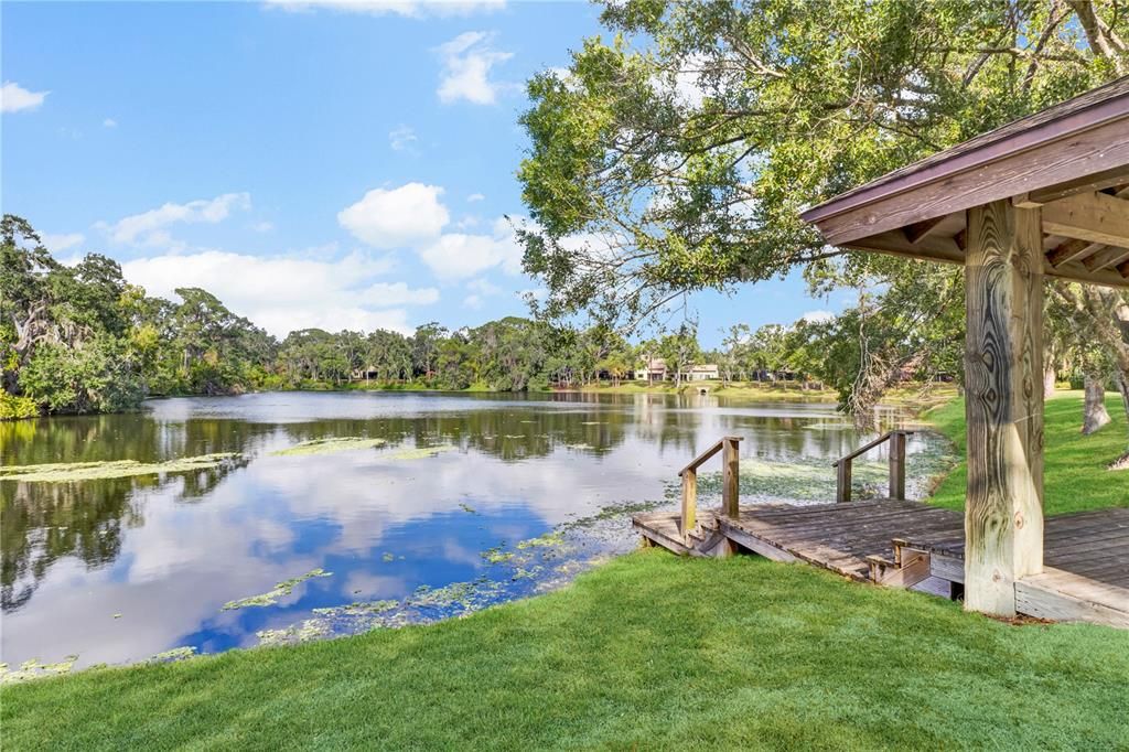 На продажу: $339,900 (3 спален, 2 ванн, 1564 Квадратных фут)