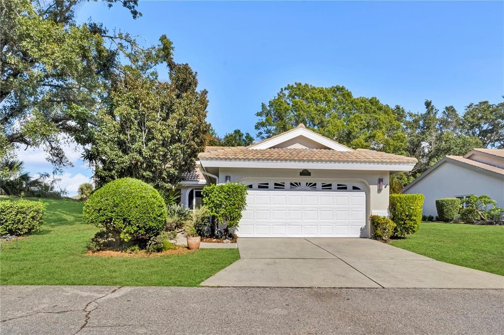 На продажу: $339,900 (3 спален, 2 ванн, 1564 Квадратных фут)