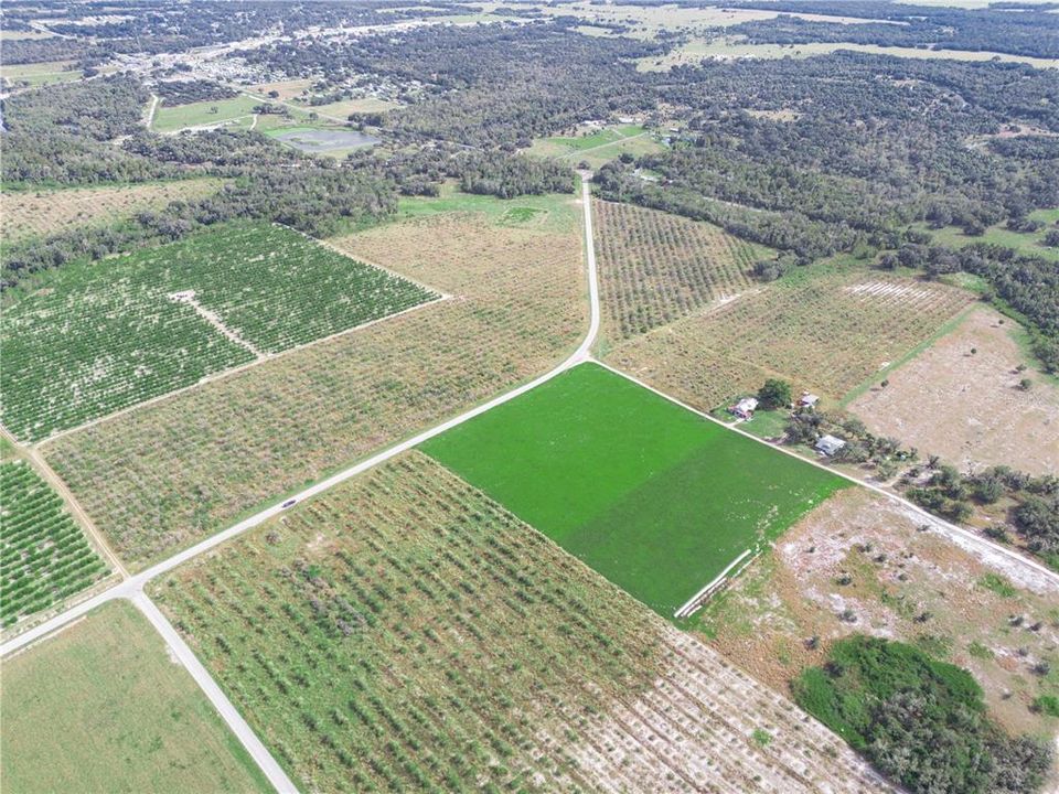 На продажу: $2,394,000 (114.00 acres)