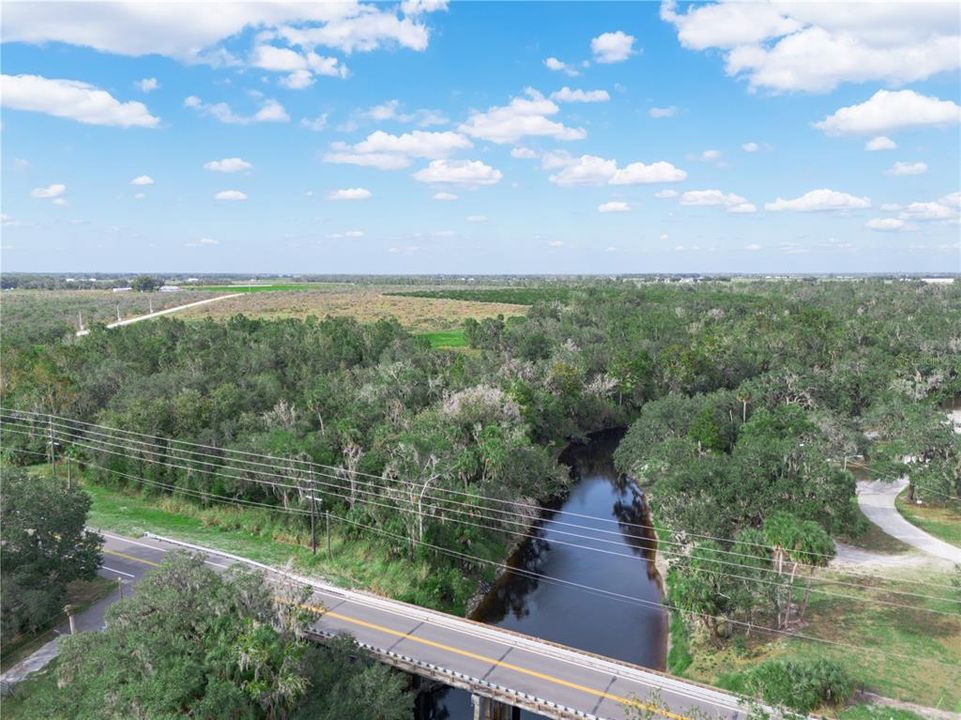 На продажу: $2,394,000 (114.00 acres)