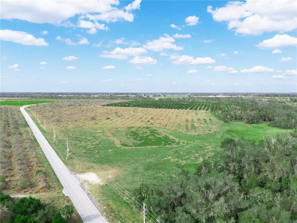 На продажу: $2,394,000 (114.00 acres)