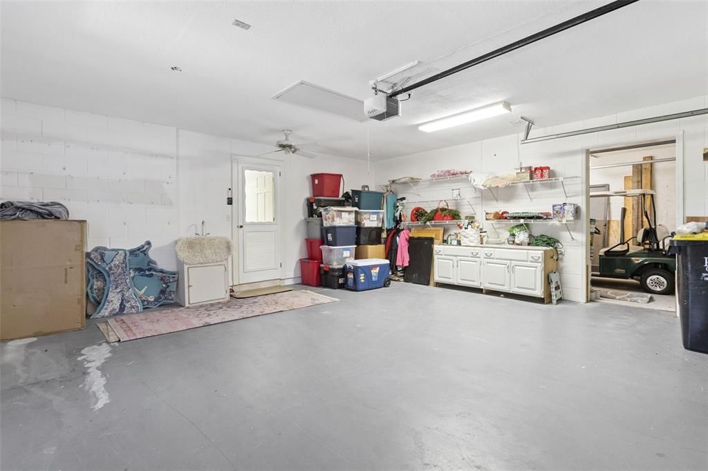 На продажу: $399,000 (2 спален, 2 ванн, 1688 Квадратных фут)