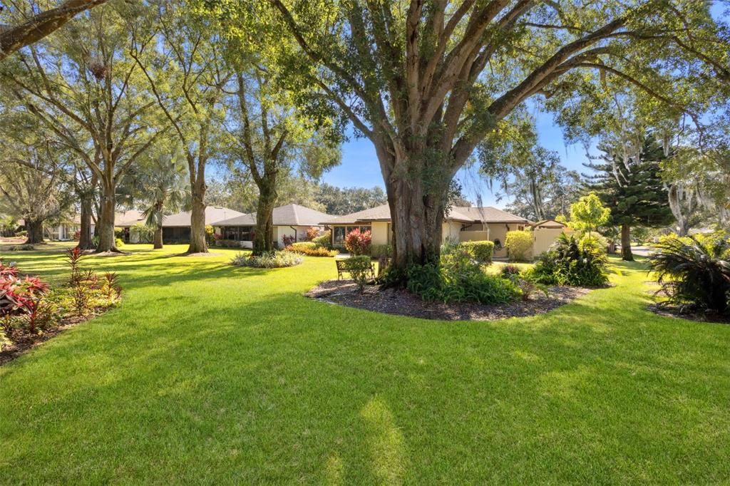 На продажу: $399,000 (2 спален, 2 ванн, 1688 Квадратных фут)