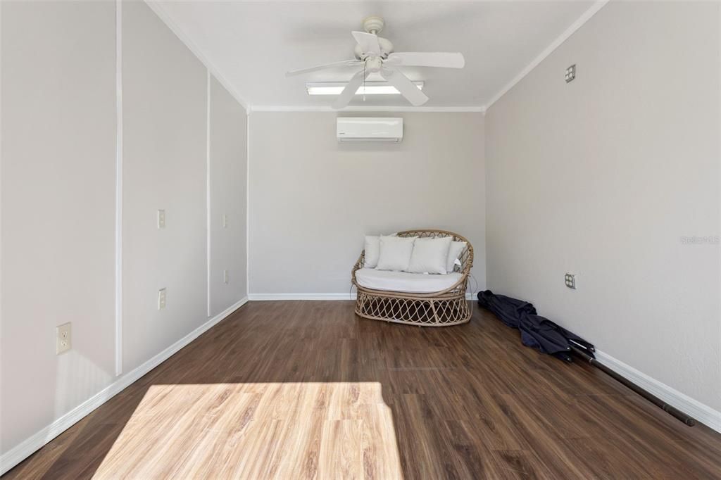 На продажу: $399,000 (2 спален, 2 ванн, 1688 Квадратных фут)