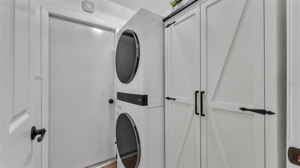 Activo con contrato: $645,000 (3 camas, 2 baños, 1976 Pies cuadrados)