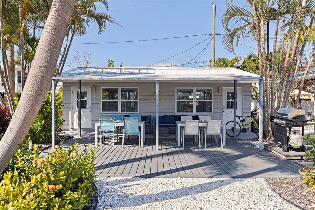 待售: $1,250,000 (4 贝兹, 0 浴室, 1640 平方英尺)