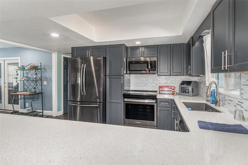 待售: $412,000 (3 贝兹, 2 浴室, 1640 平方英尺)