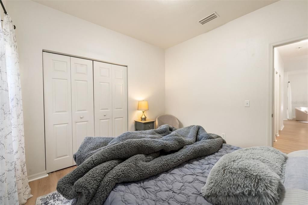 For Sale: $439,000 (4 beds, 2 baths, 1884 Square Feet)