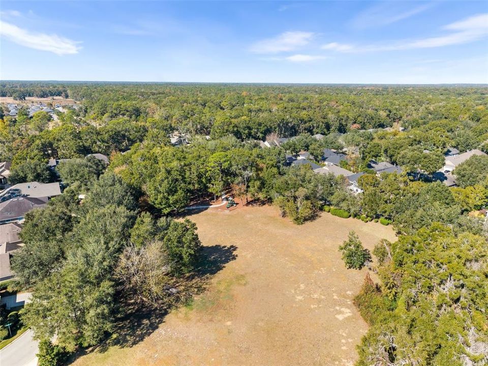 For Sale: $439,000 (4 beds, 2 baths, 1884 Square Feet)