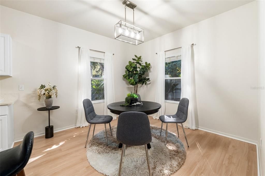 For Sale: $439,000 (4 beds, 2 baths, 1884 Square Feet)